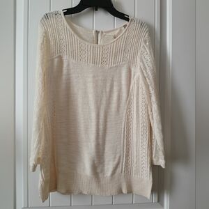 Knitted and knotted Ivory w/ lace sleeve